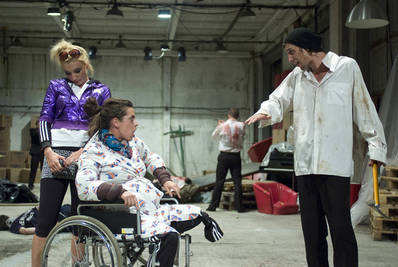 Kutyaszorítóbban Kutyaszorítóbban