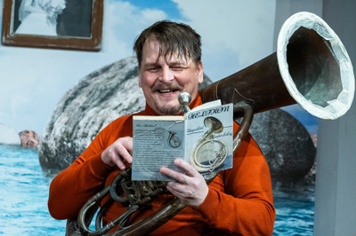 Az öngyilkos Az öngyilkos